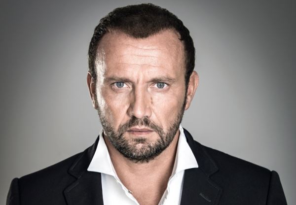 Samsung заполучила своего Джони Айва — впервые с 1938 года компания наняла главного дизайнера