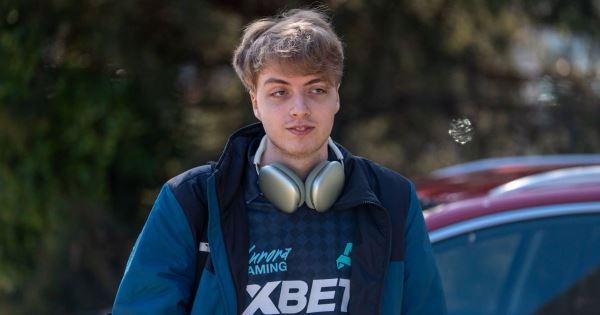 Aurora Gaming начала выступление на FISSURE PLAYGROUND 2 — Dota 2 с победы над Runa Team