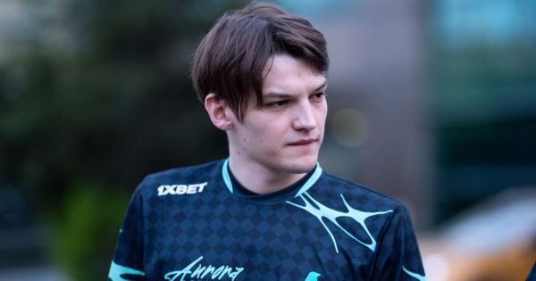 Aurora Gaming справилась с MOUZ на BLAST Slam IV