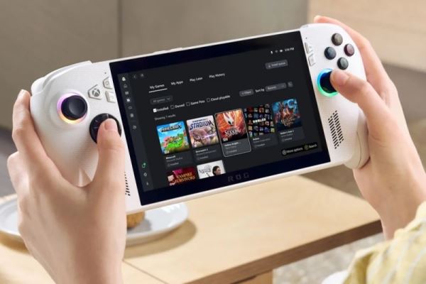 Microsoft объяснила высокую стоимость Xbox Ally и рассказала о планах на консоль следующего поколения