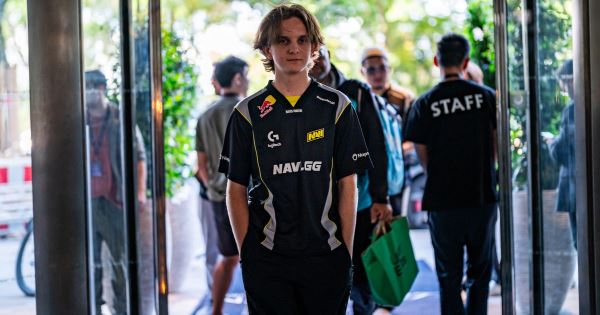 Natus Vincere уступили Team Falcons на групповом этапе BLAST Slam IV