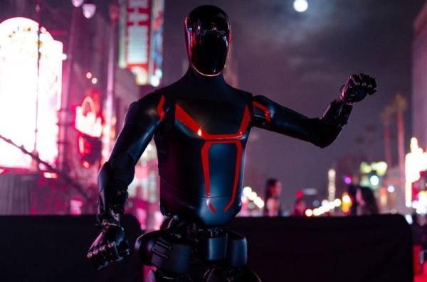 Илон Маск пообещал искоренить бедность во всём мире с помощью роботов Optimus и роботакси