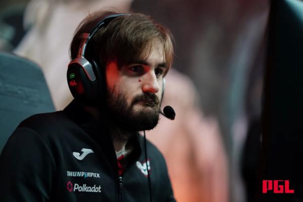 Большое интервью с Noticed о проблемах в VP, общении с Saksa и лучших офлейнерах