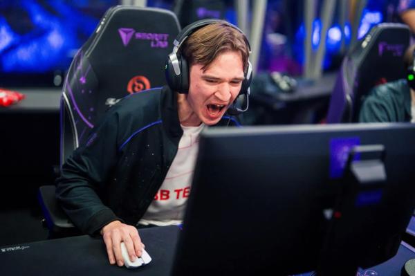 Pure~, ATF или Wisper — кто завоюет первый LAN-трофей в новом сезоне? Оцениваем фаворитов FISSURE PLAYGROUND 2