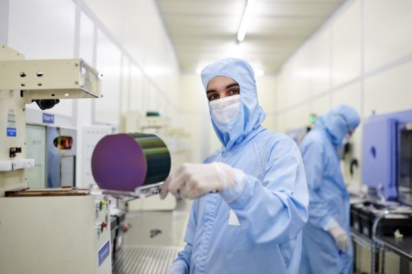 Автопроизводители начали готовиться к новому дефициту чипов, вызванному захватом Nexperia властями Нидерландов