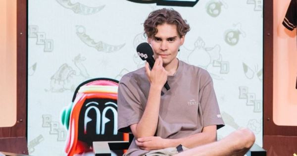 Nix о Miposhka: «На буткемпе он во время CW и официалок просто переписывался в альттабе со своей девушкой»