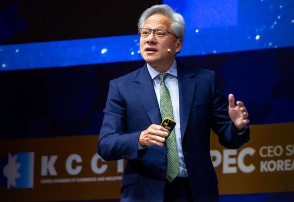 С июня этого года основатель Nvidia Дженсен Хуанг выручил на продаже акций компании более $1 млрд