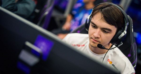 MieRo поделился эмоциями после победы над Spirit на FISSURE PLAYGROUND 2